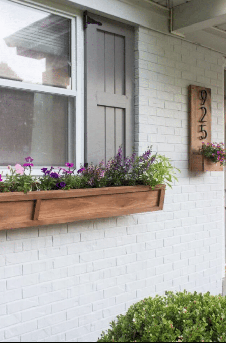 Simple and Modern Wooden Flower Box
