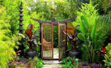35 Beautiful Flower Garden Gate Ideas, Designs and Pictures
